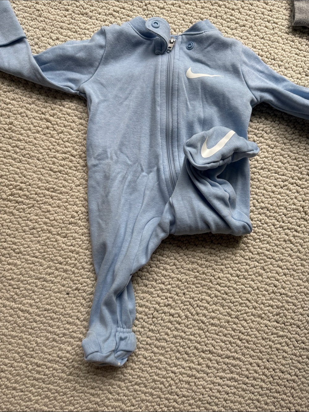 Nike boys newborn bundle - Picture 5 of 6